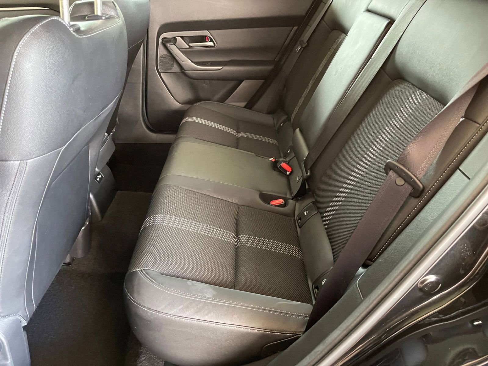 Thumbnail: 2025 Mazda CX-50 - 24