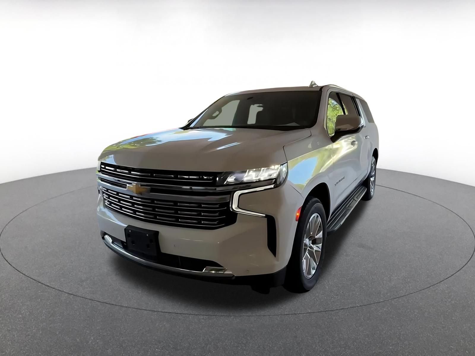 Thumbnail: 2023 Chevrolet Suburban - 7