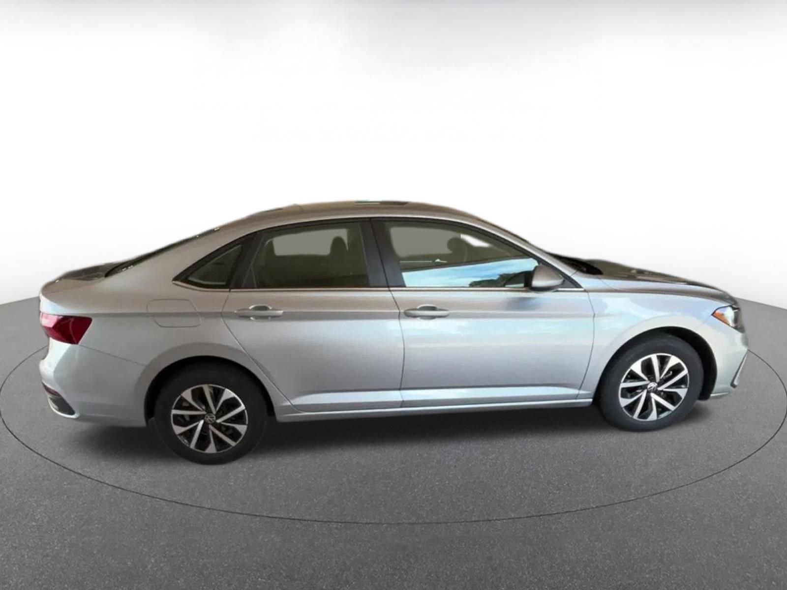 Thumbnail: 2025 Volkswagen Jetta - 16