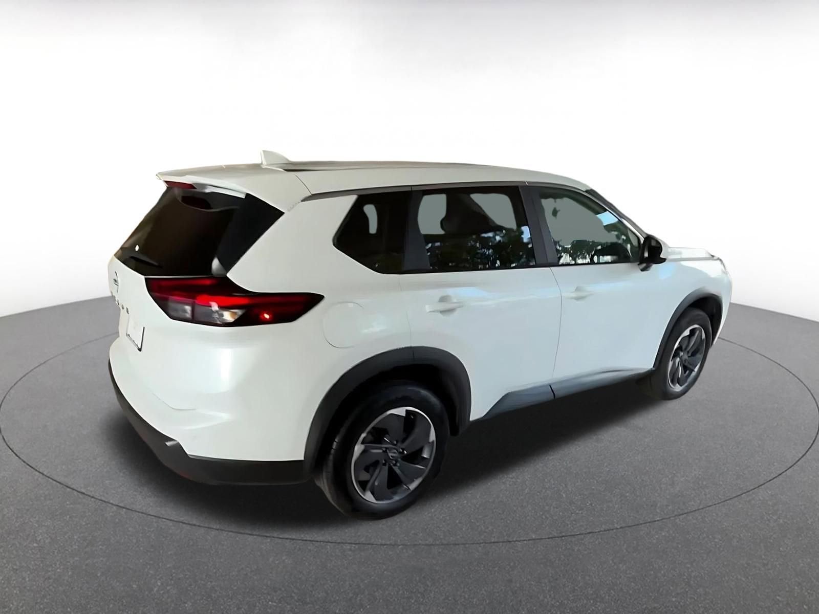 Thumbnail: 2025 Nissan Rogue - 15