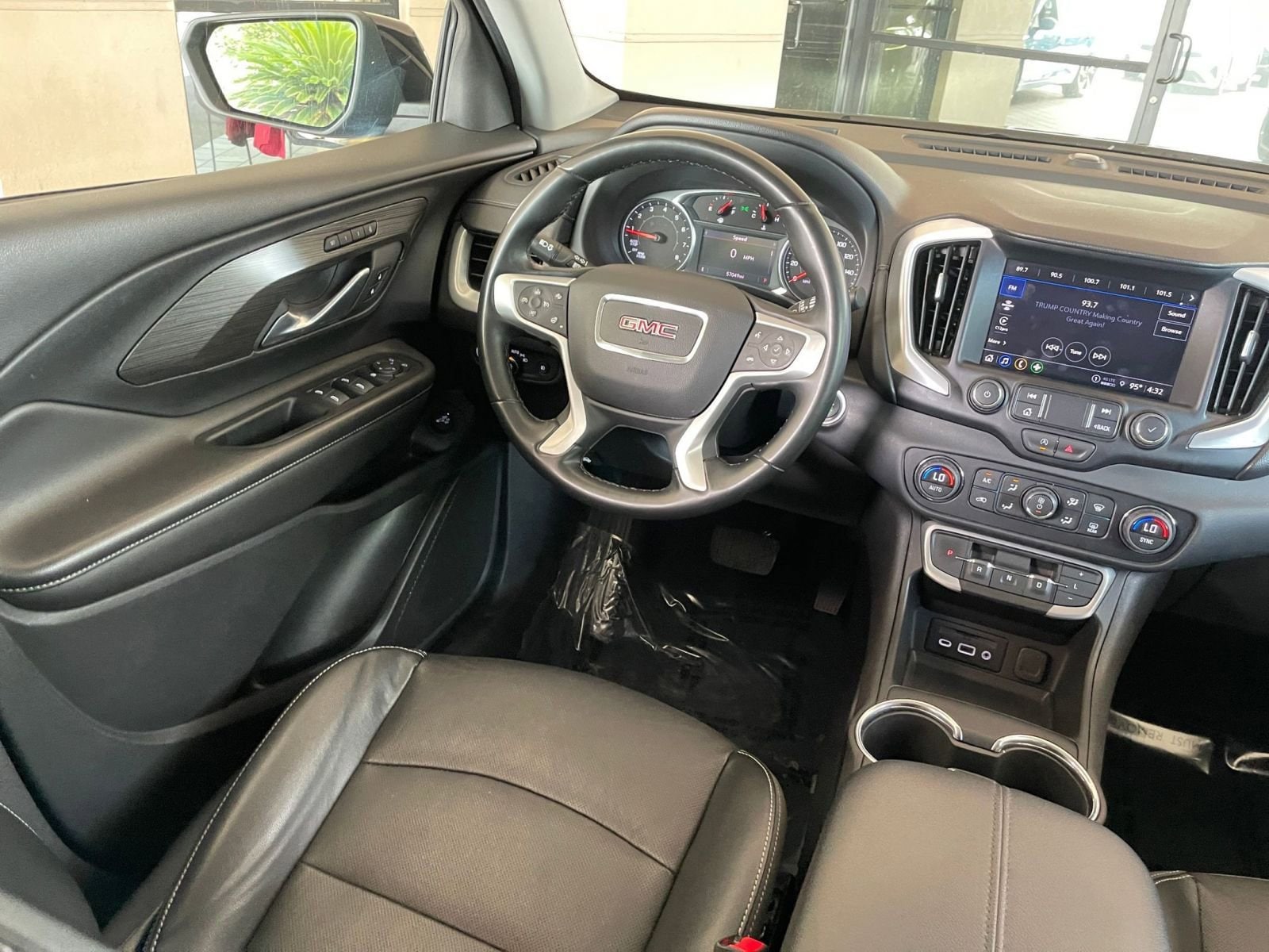 Thumbnail: 2023 GMC Terrain - 34