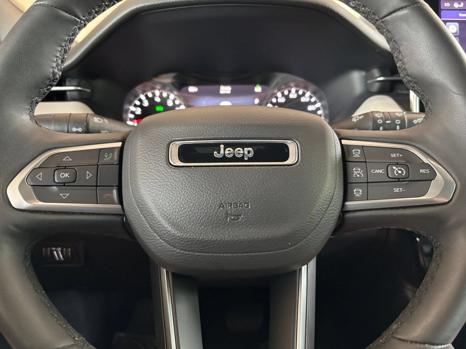 Thumbnail: 2025 Jeep Compass - 28