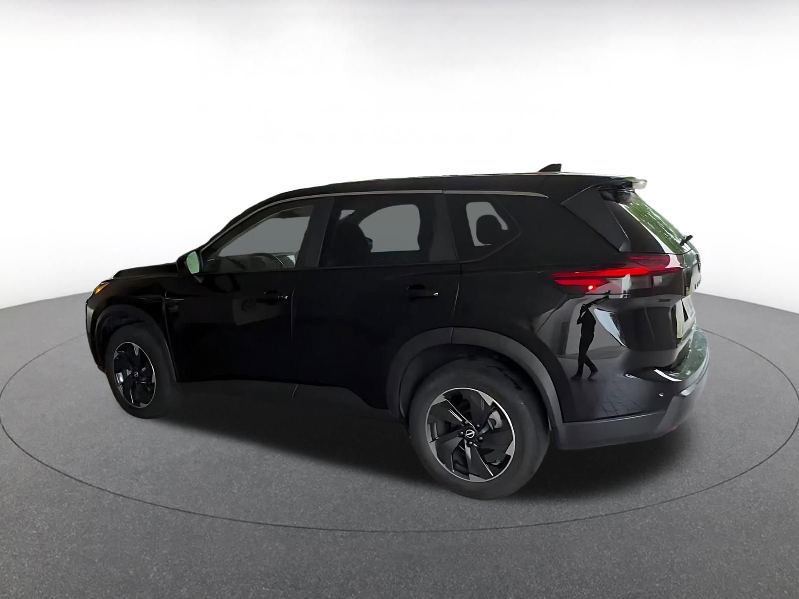 Thumbnail: 2025 Nissan Rogue - 10