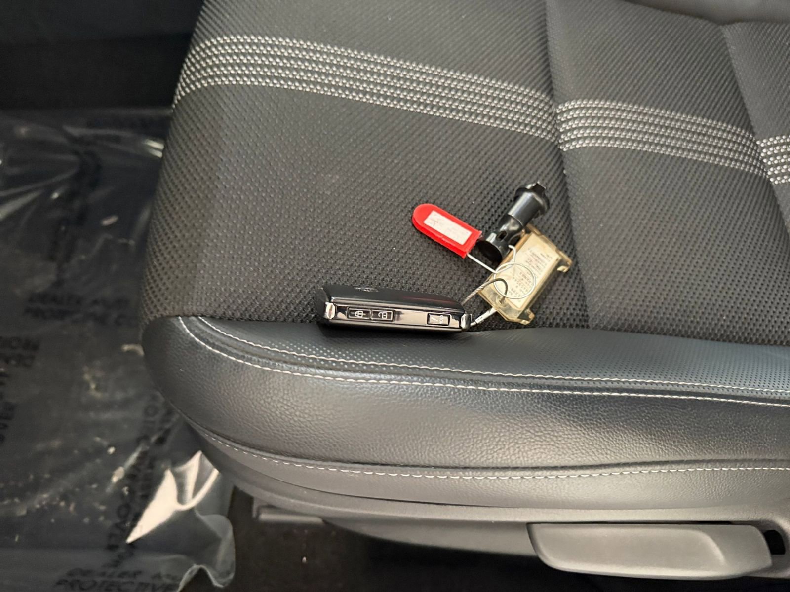 Thumbnail: 2025 Mazda CX-50 - 18