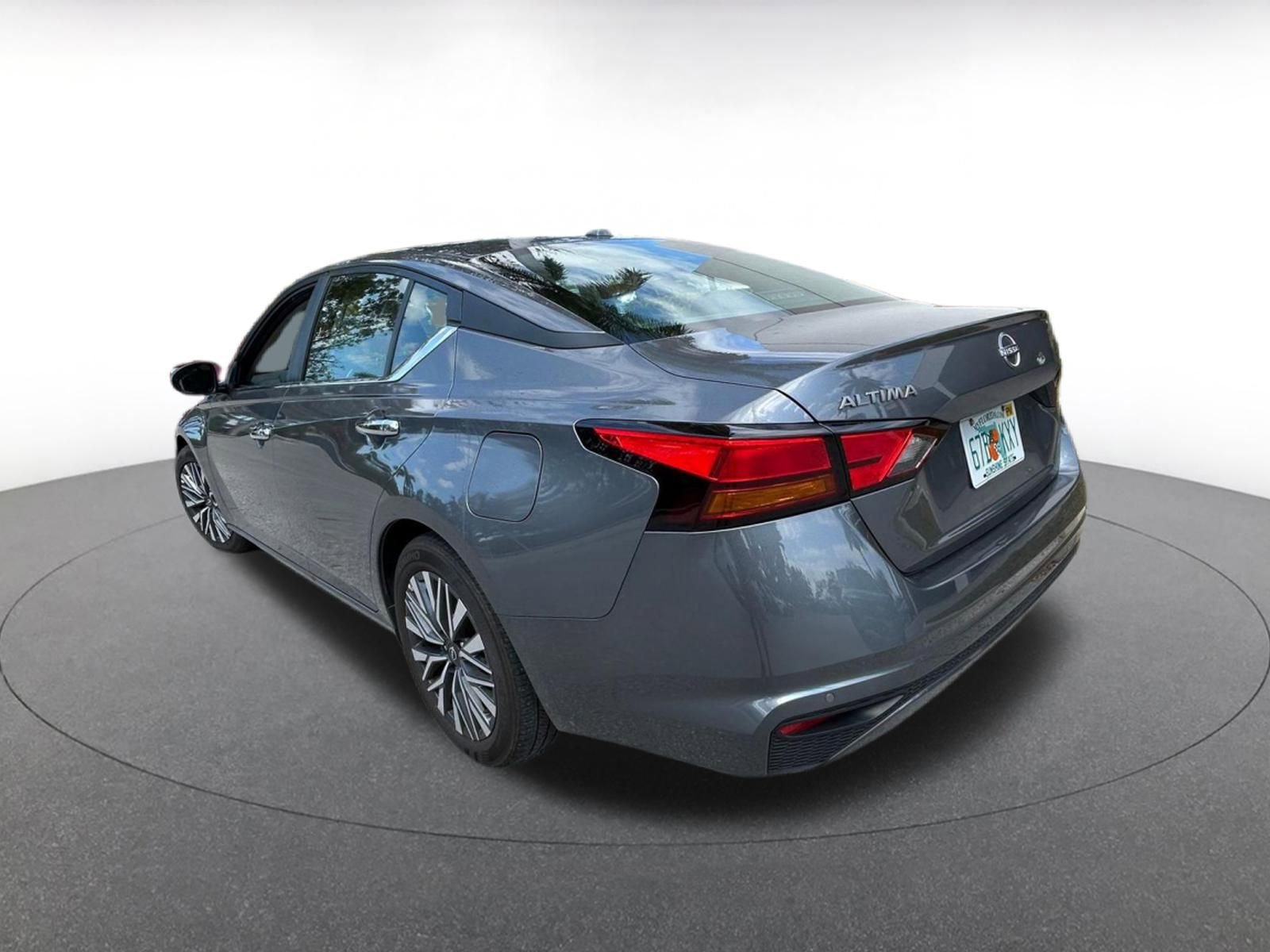 Thumbnail: 2025 Nissan Altima - 12