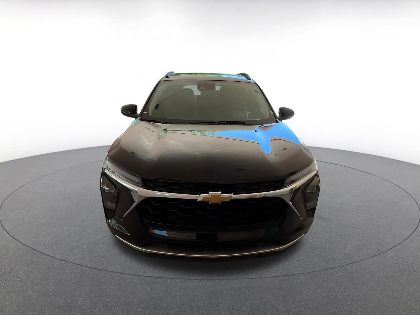 Thumbnail: 2025 Chevrolet Trax - 4