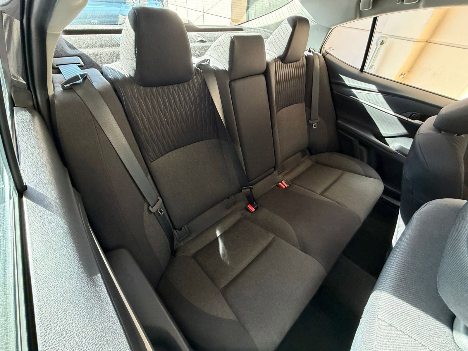 Thumbnail: 2025 Toyota Camry - 32