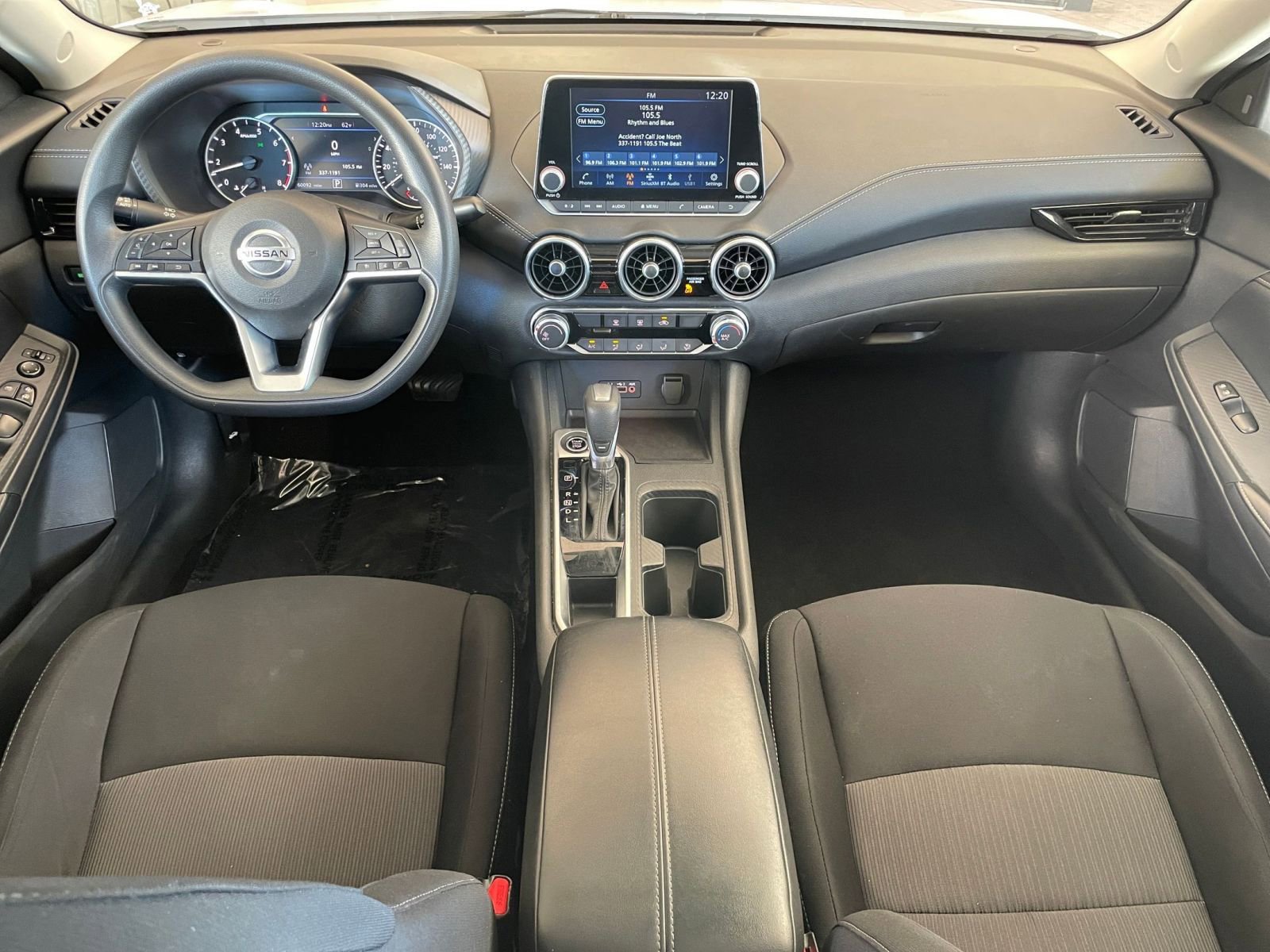 Thumbnail: 2023 Nissan Sentra - 32