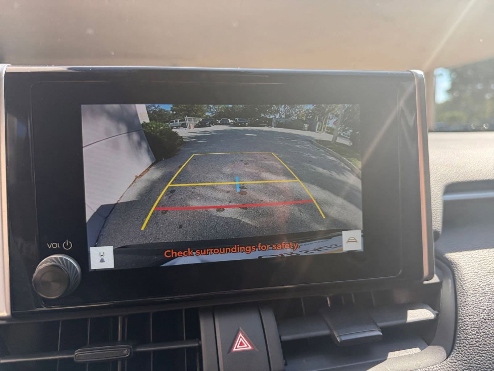 Thumbnail: 2025 Toyota RAV4 - 17