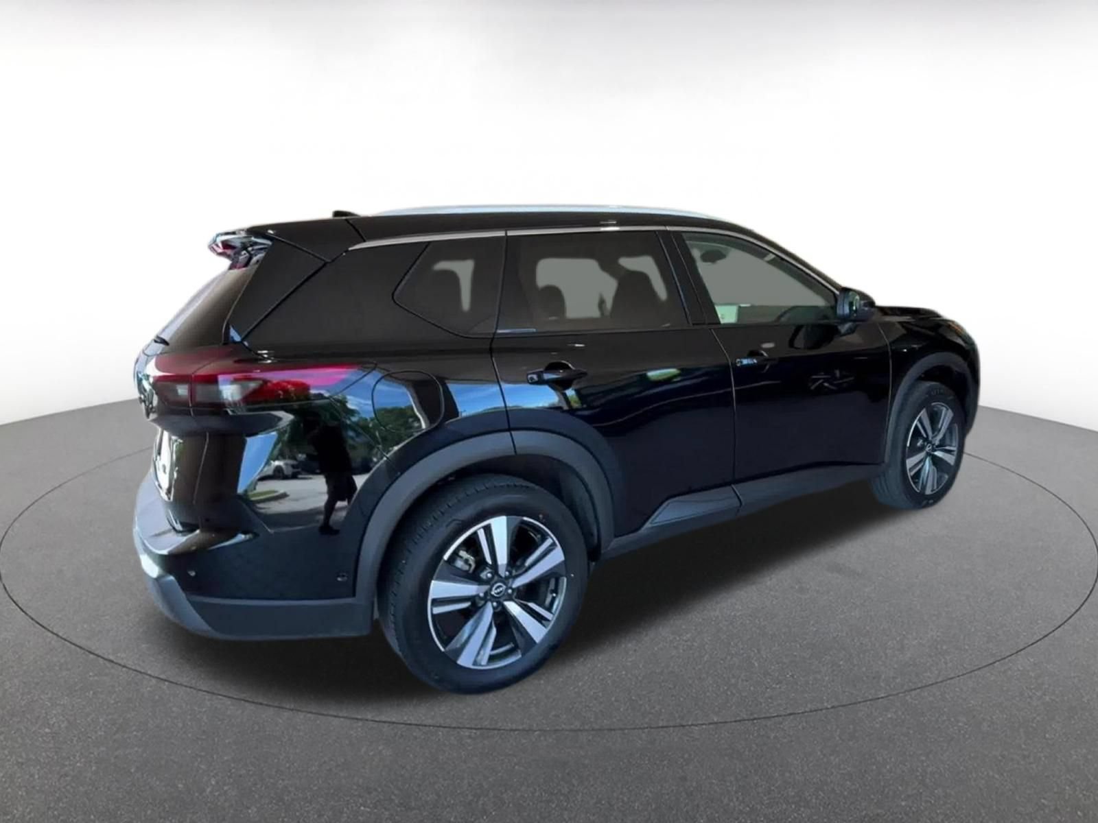 Thumbnail: 2026 Nissan Rogue - 14