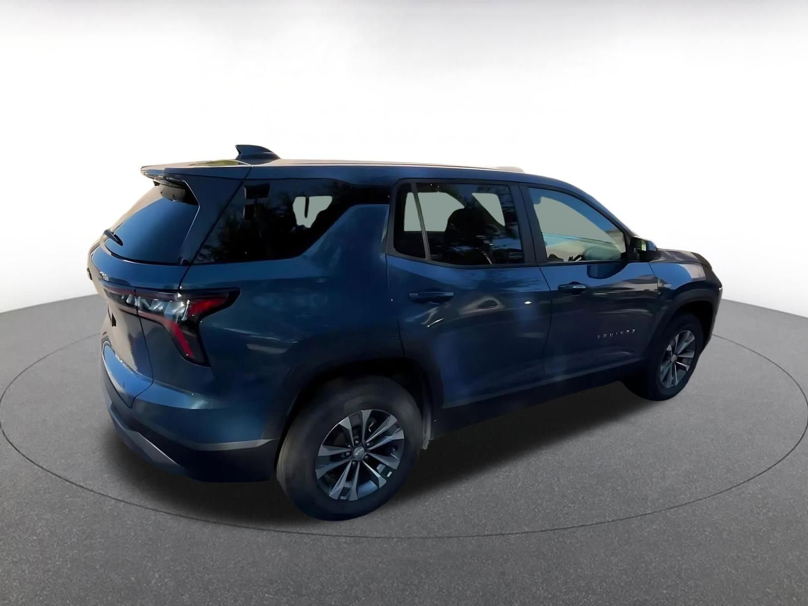 Thumbnail: 2025 Chevrolet Equinox - 15