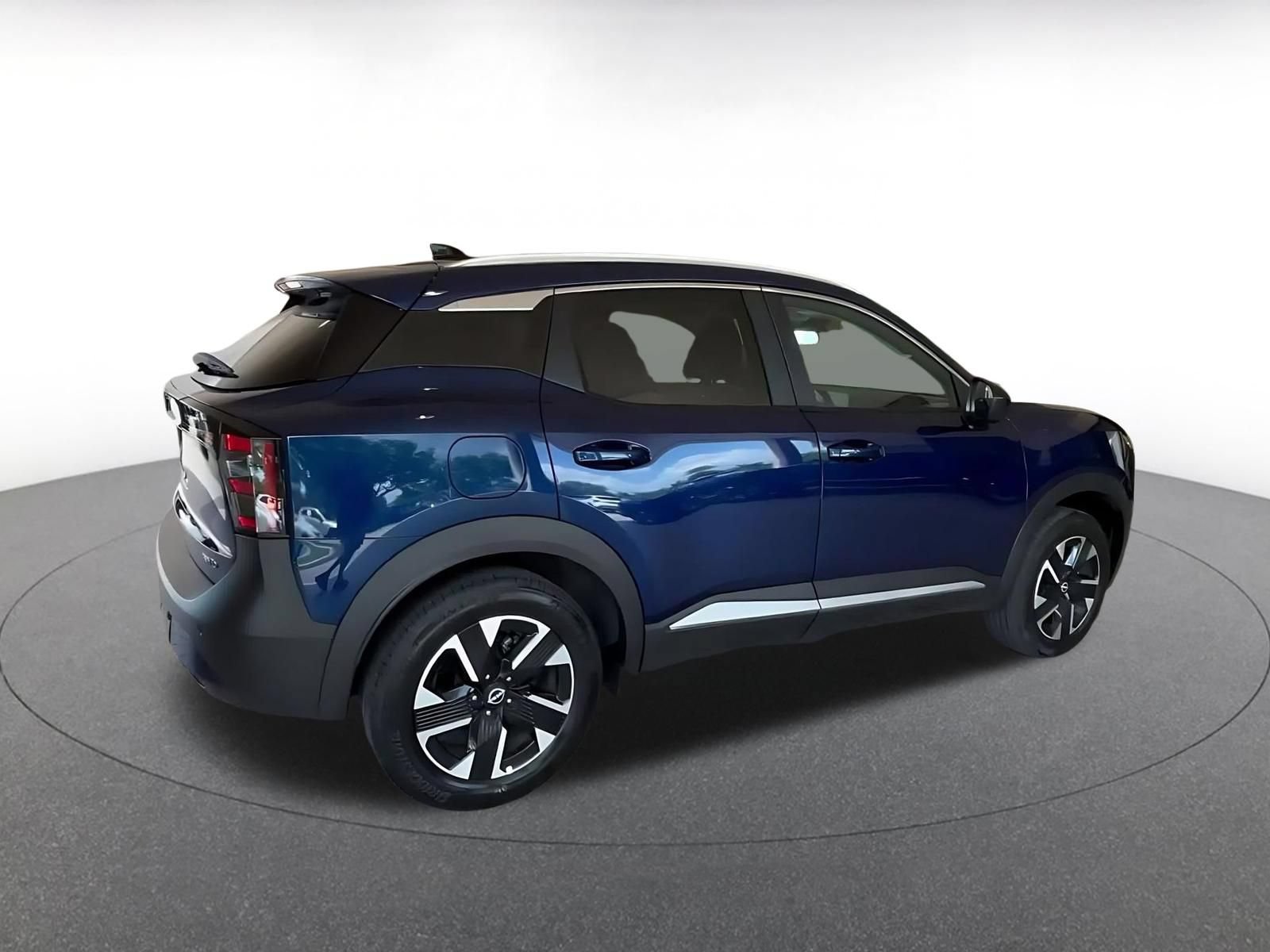 Thumbnail: 2026 Nissan Kicks - 15