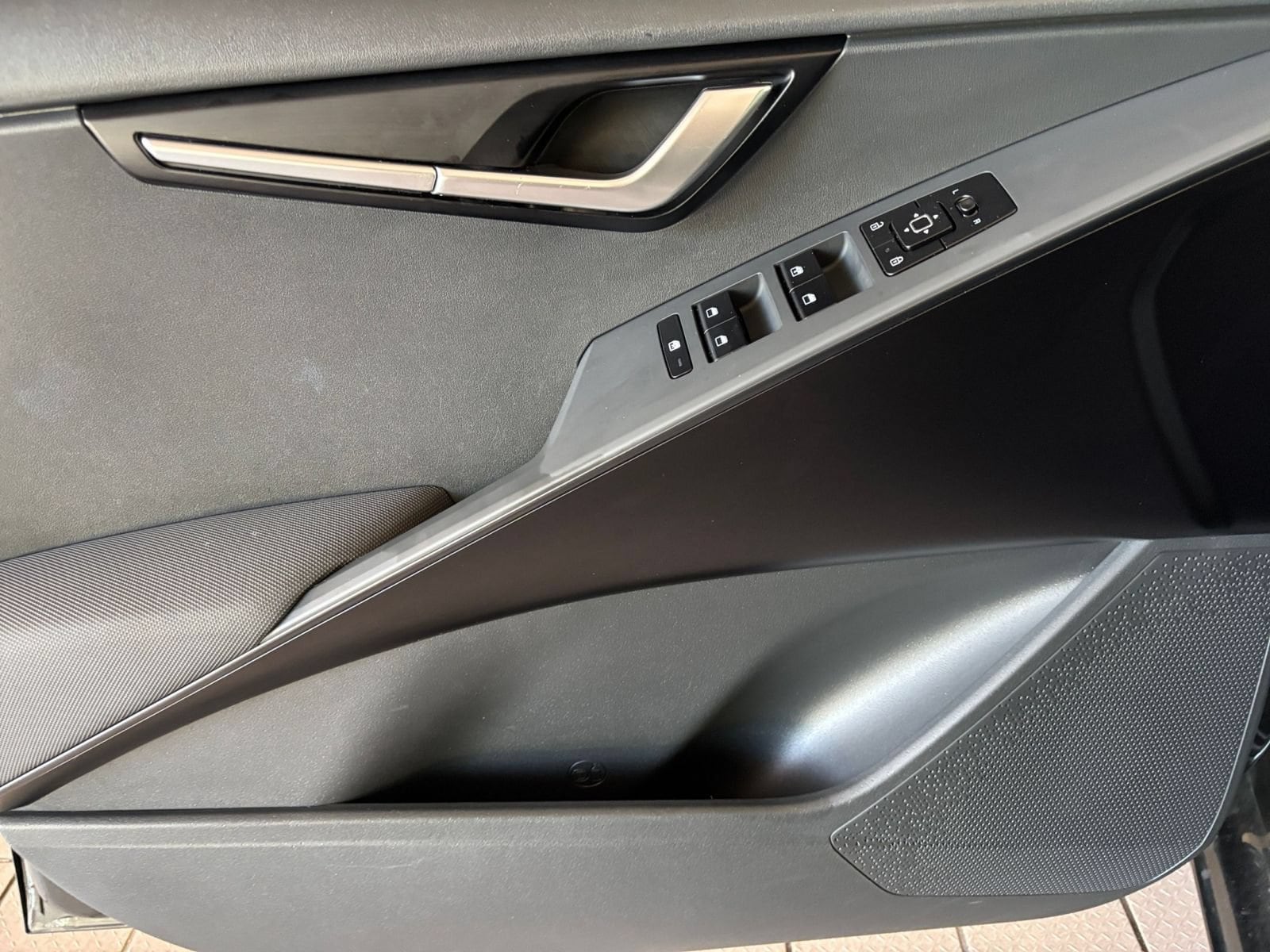 Thumbnail: 2026 Kia Niro - 18