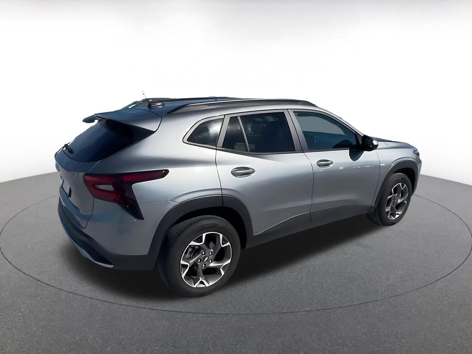 Thumbnail: 2025 Chevrolet Trax - 15