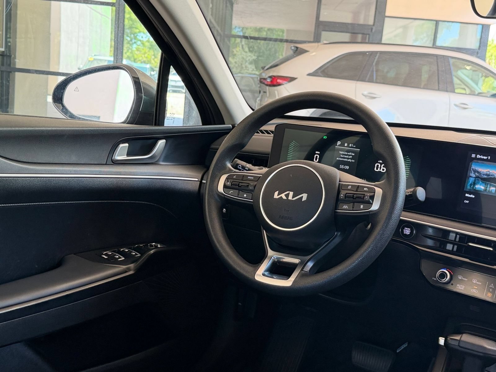 Thumbnail: 2025 Kia K5 - 30