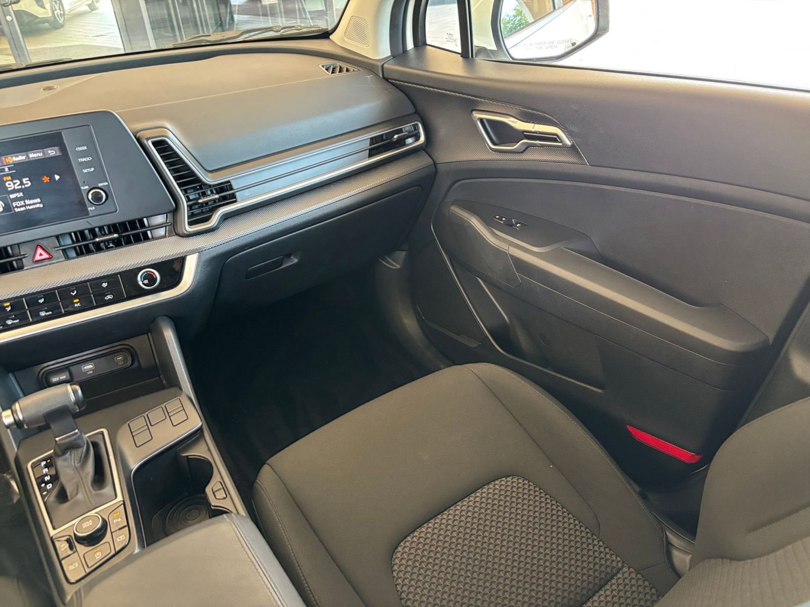 Thumbnail: 2025 Kia Sportage - 35