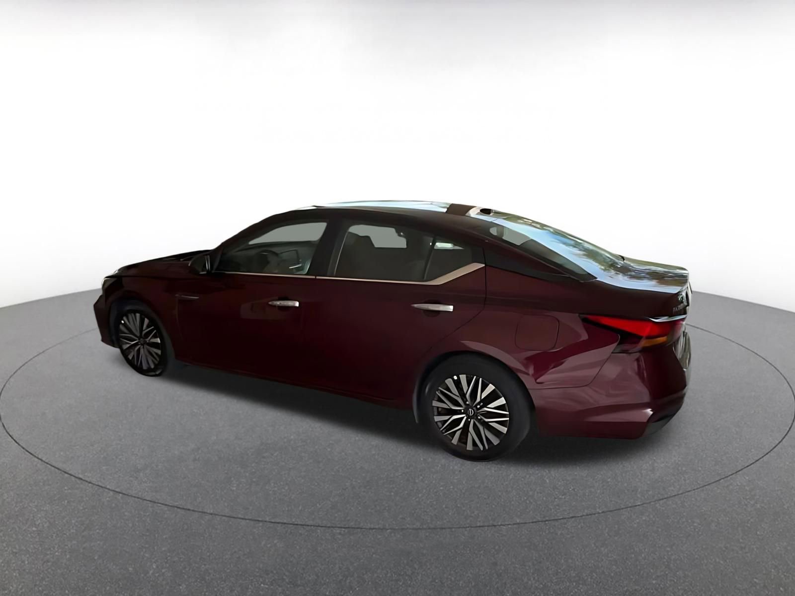 Thumbnail: 2025 Nissan Altima - 16