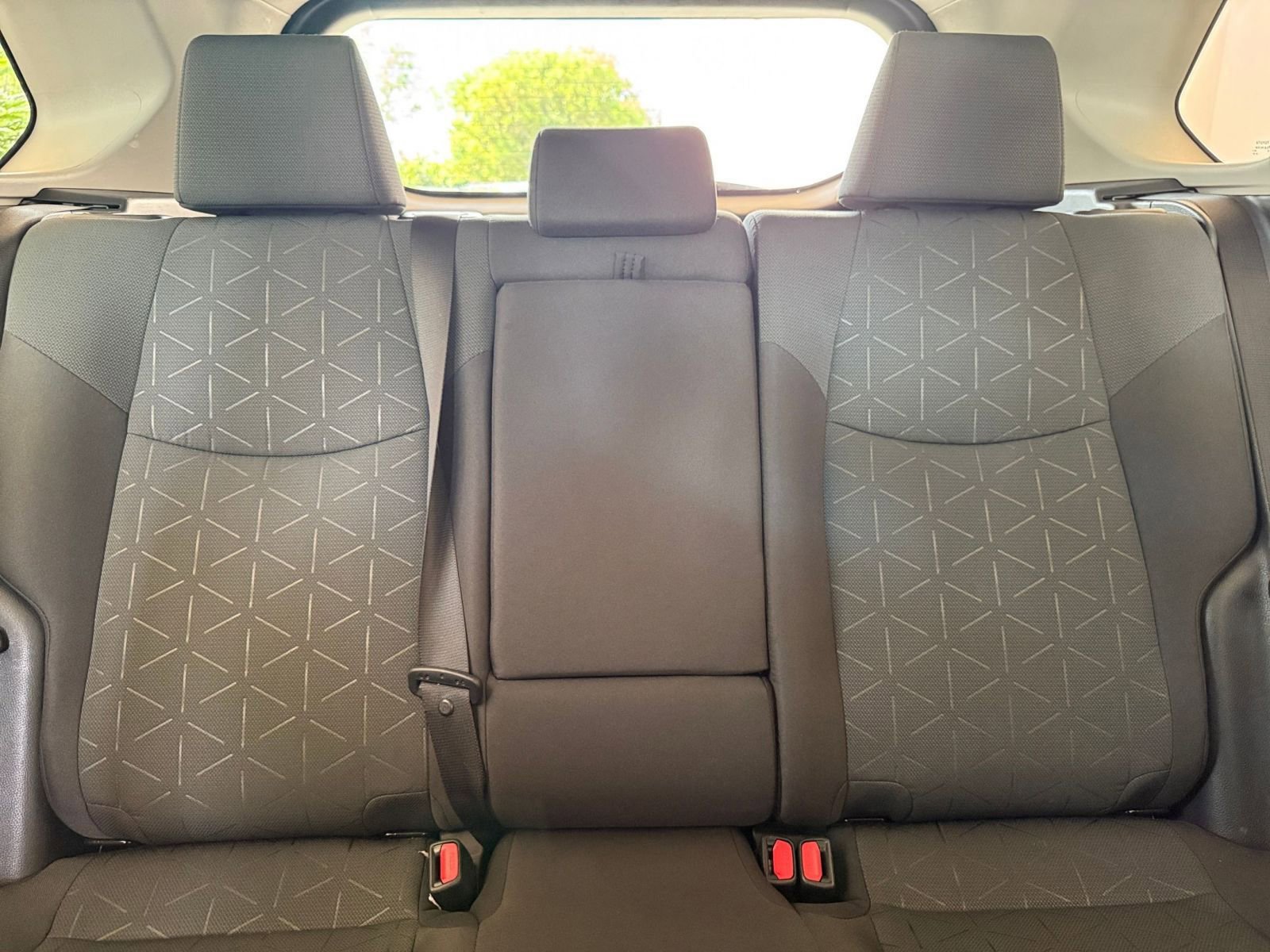 Thumbnail: 2024 Toyota RAV4 - 32