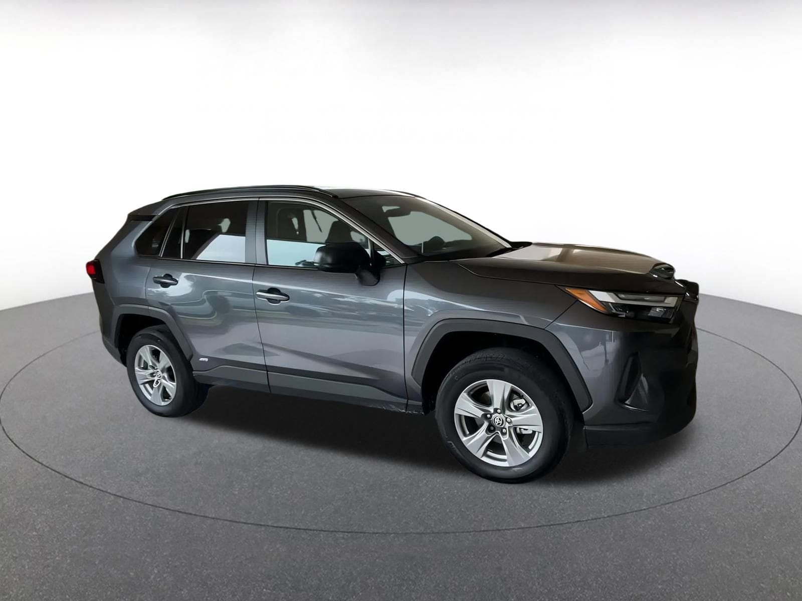 Thumbnail: 2025 Toyota RAV4 - 2