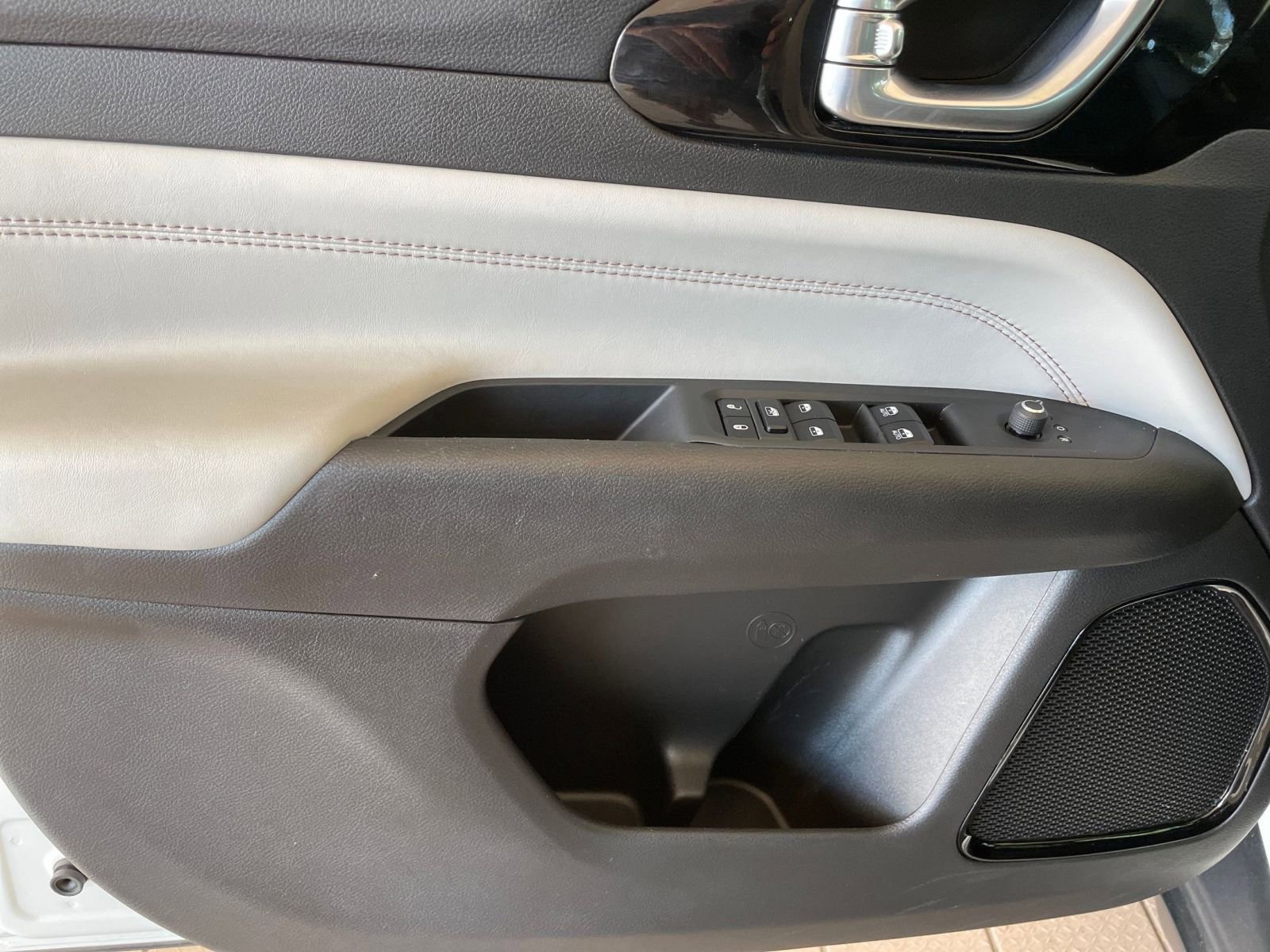 Thumbnail: 2025 Jeep Compass - 20