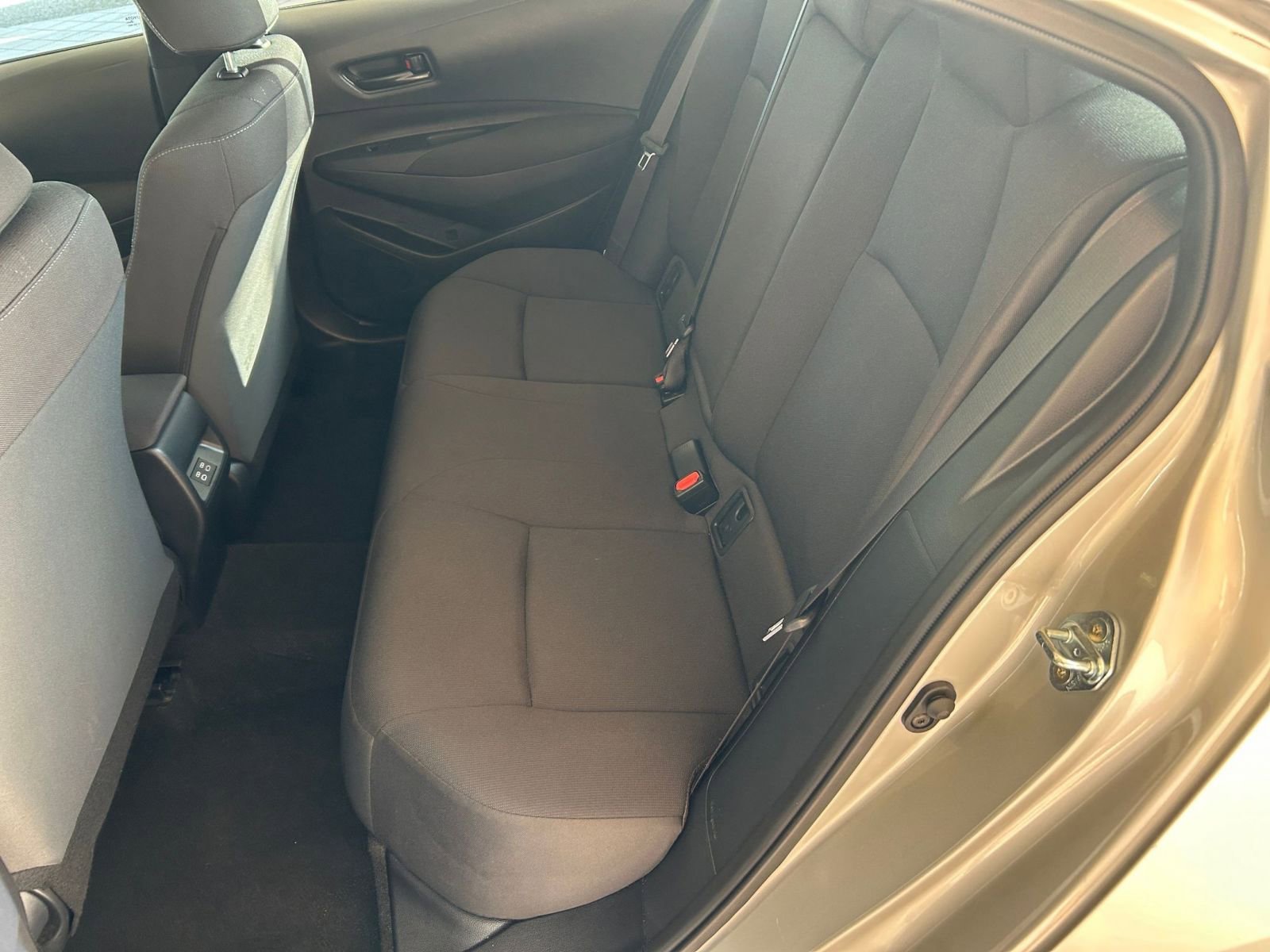 Thumbnail: 2025 Toyota Corolla - 21