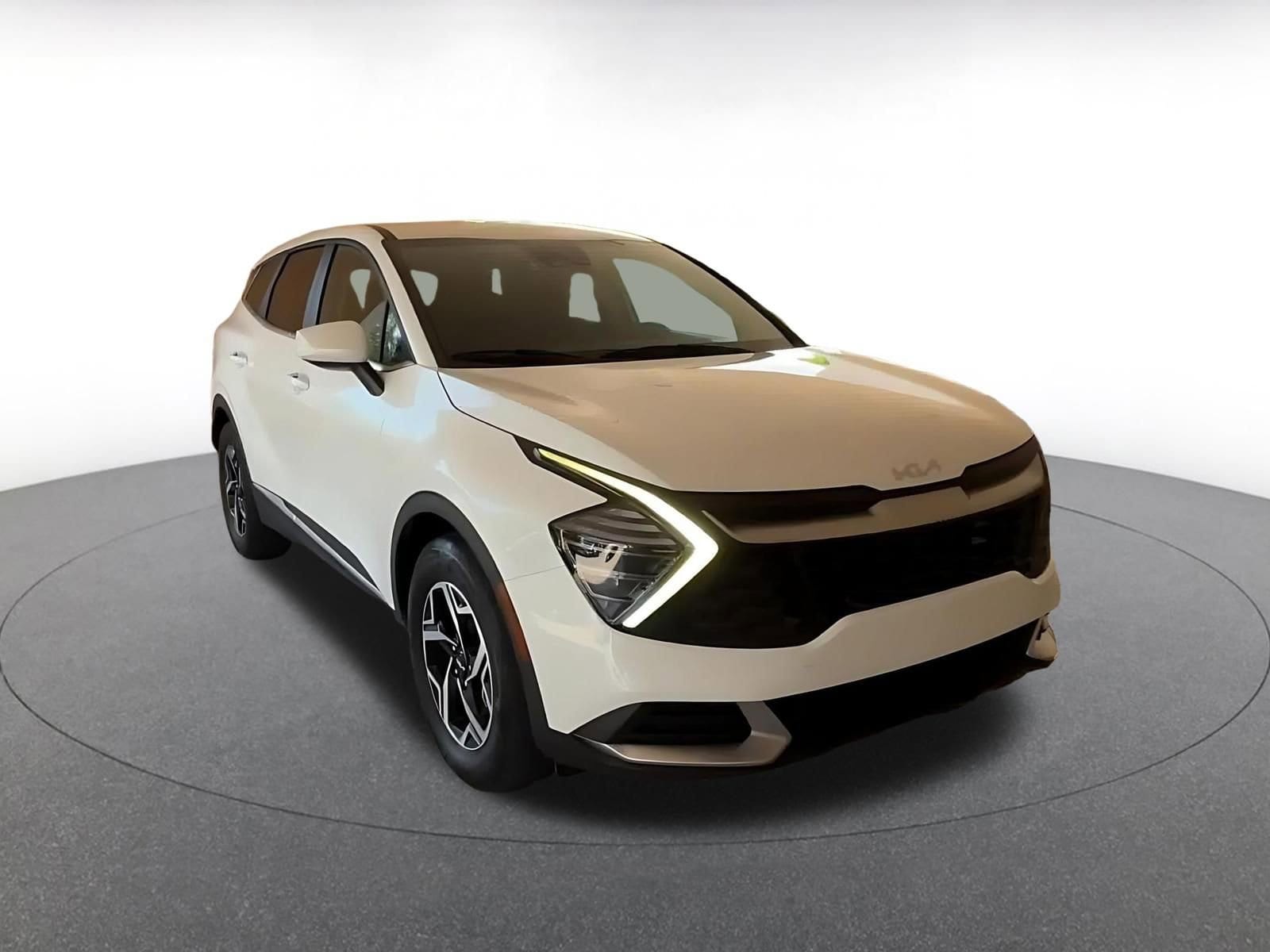 Thumbnail: 2025 Kia Sportage - 3