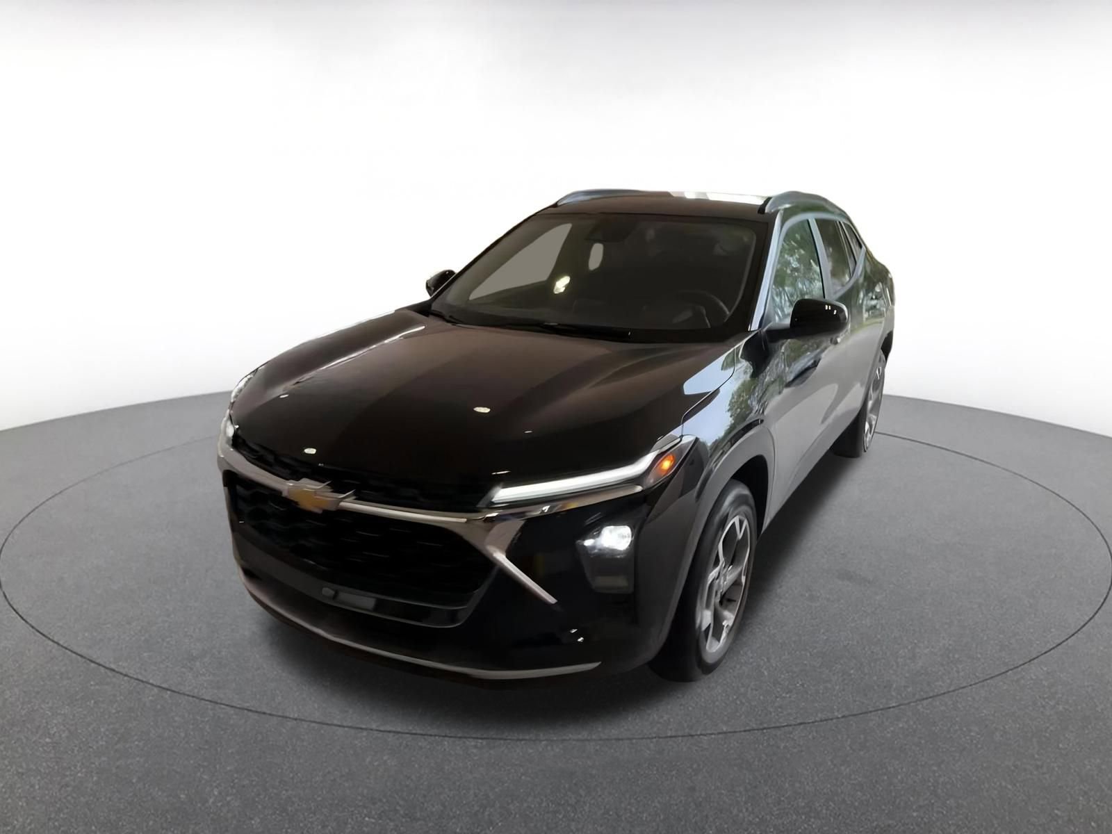 Thumbnail: 2025 Chevrolet Trax - 7