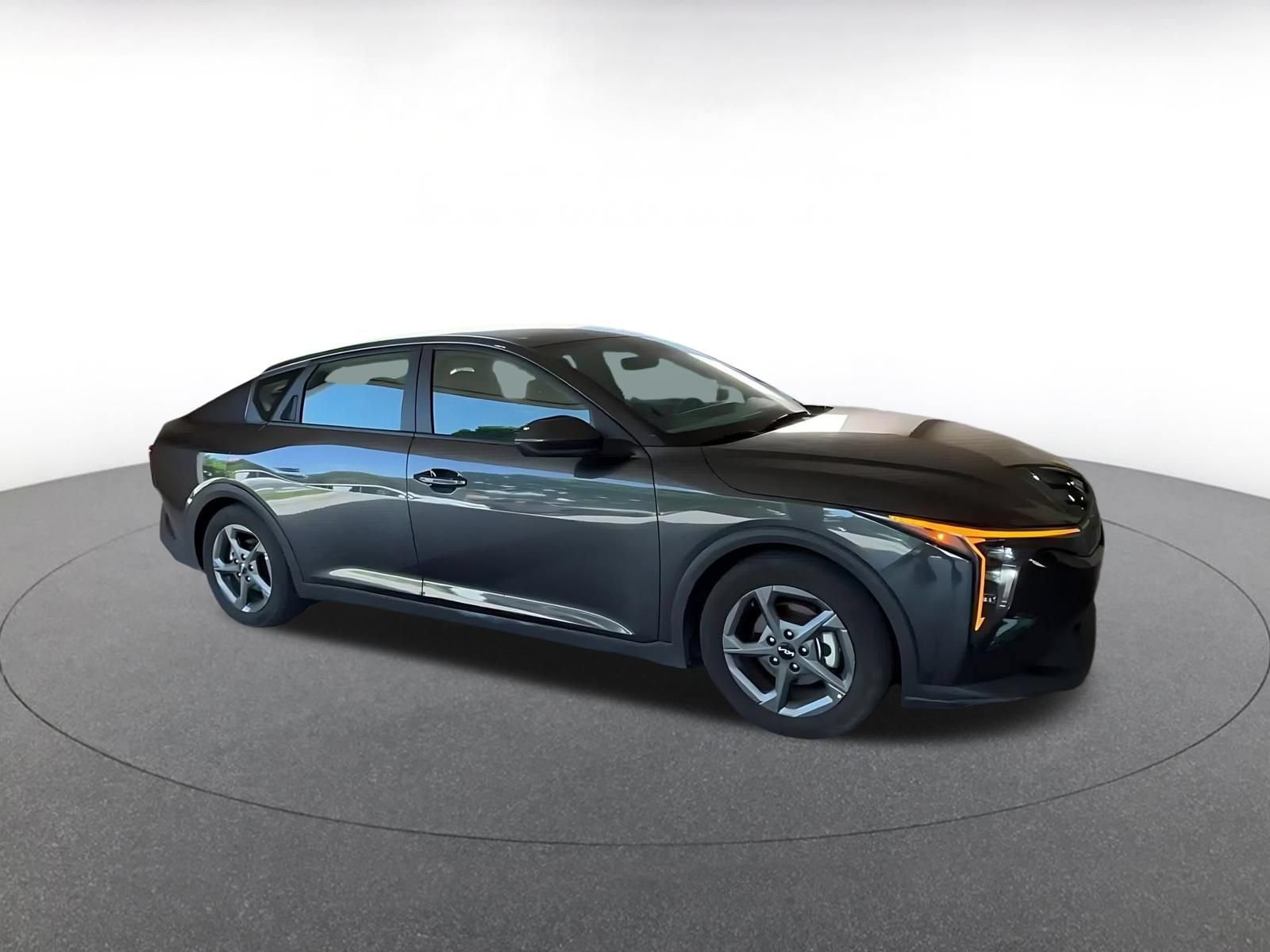 Thumbnail: 2025 Kia K4 - 2