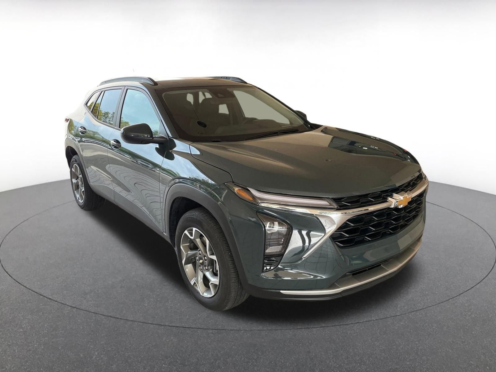 Thumbnail: 2025 Chevrolet Trax - 1