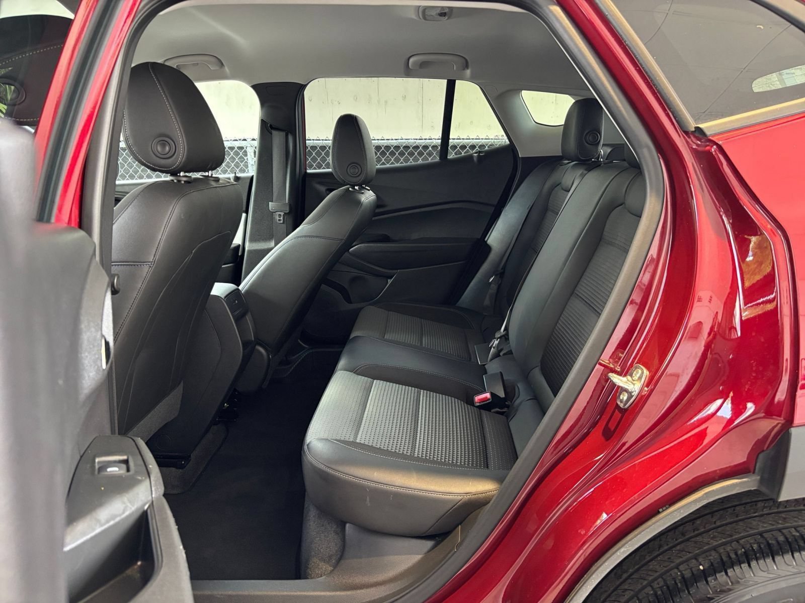 Thumbnail: 2025 Chevrolet Trax - 25