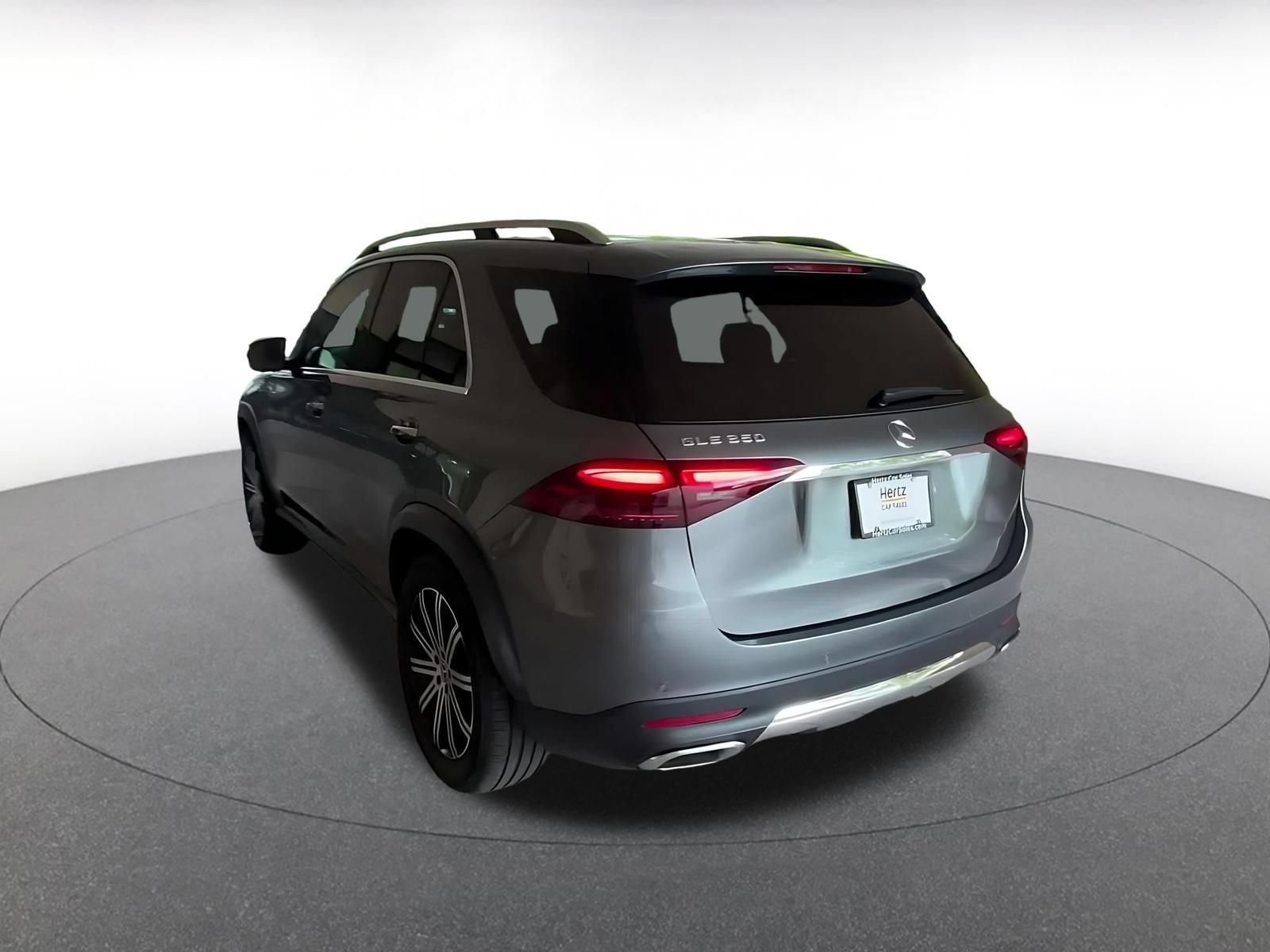 Thumbnail: 2026 Mercedes-Benz GLE - 11