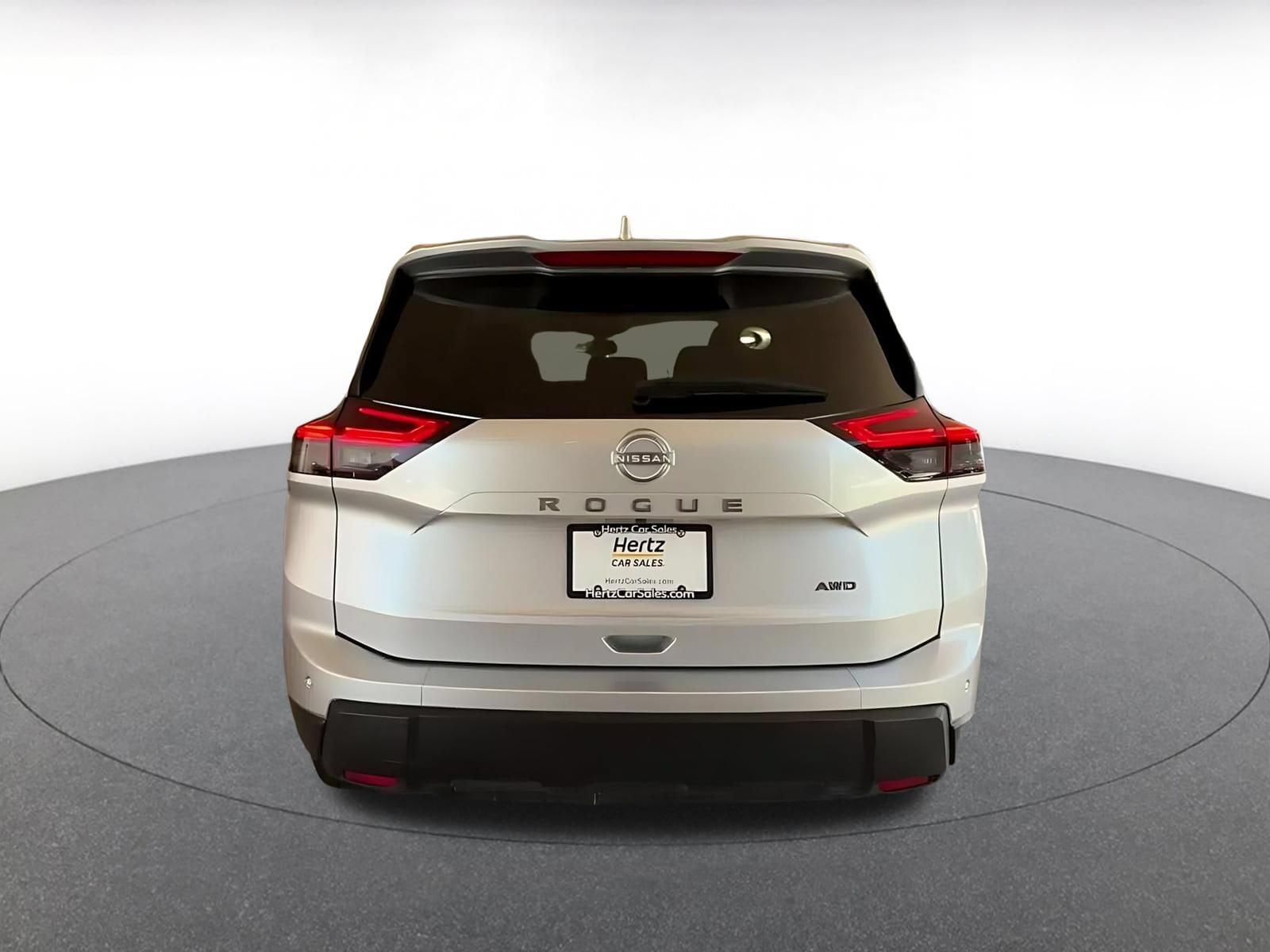 Thumbnail: 2025 Nissan Rogue - 12