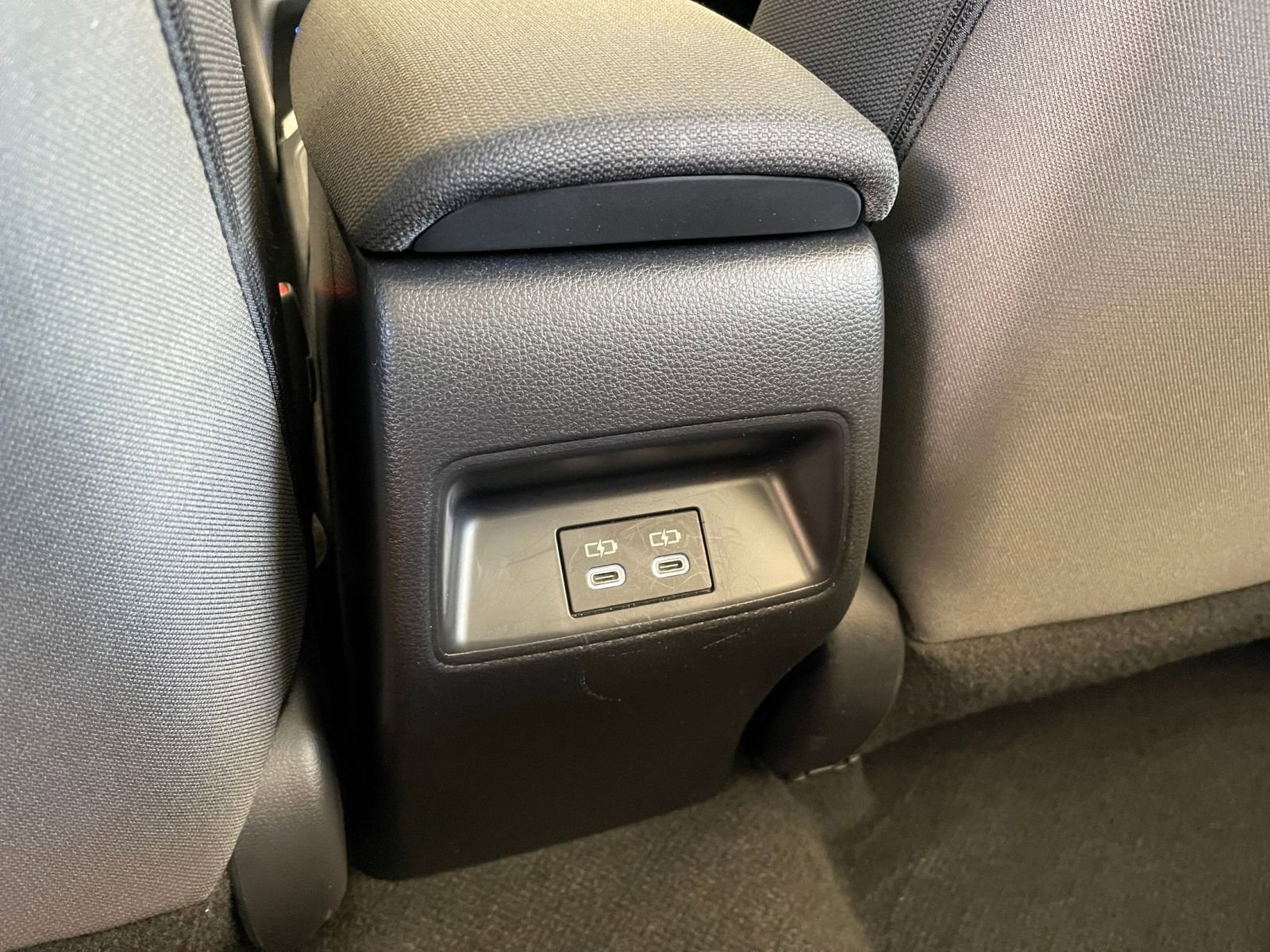 Thumbnail: 2025 Toyota Corolla - 23