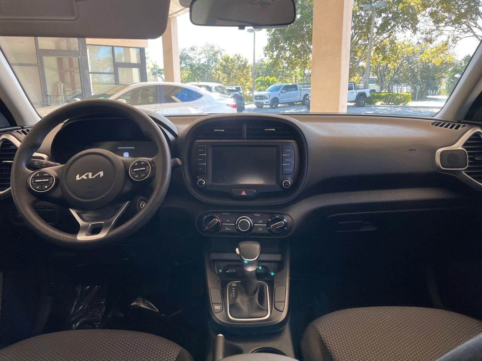 Thumbnail: 2025 Kia Soul - 27