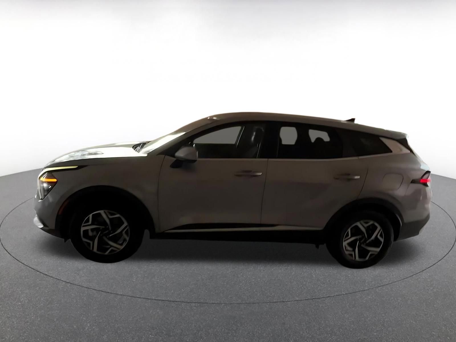 Thumbnail: 2025 Kia Sportage - 9