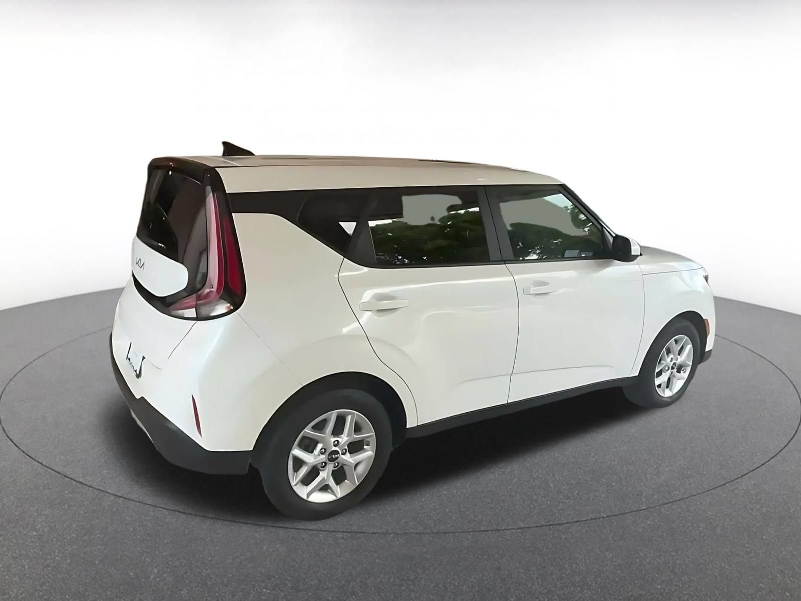 Thumbnail: 2025 Kia Soul - 11