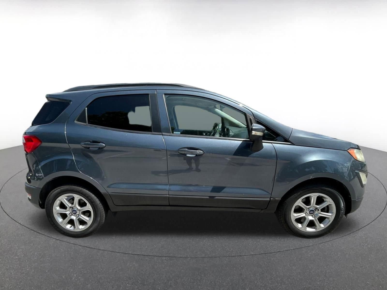 Thumbnail: 2018 Ford EcoSport - 8