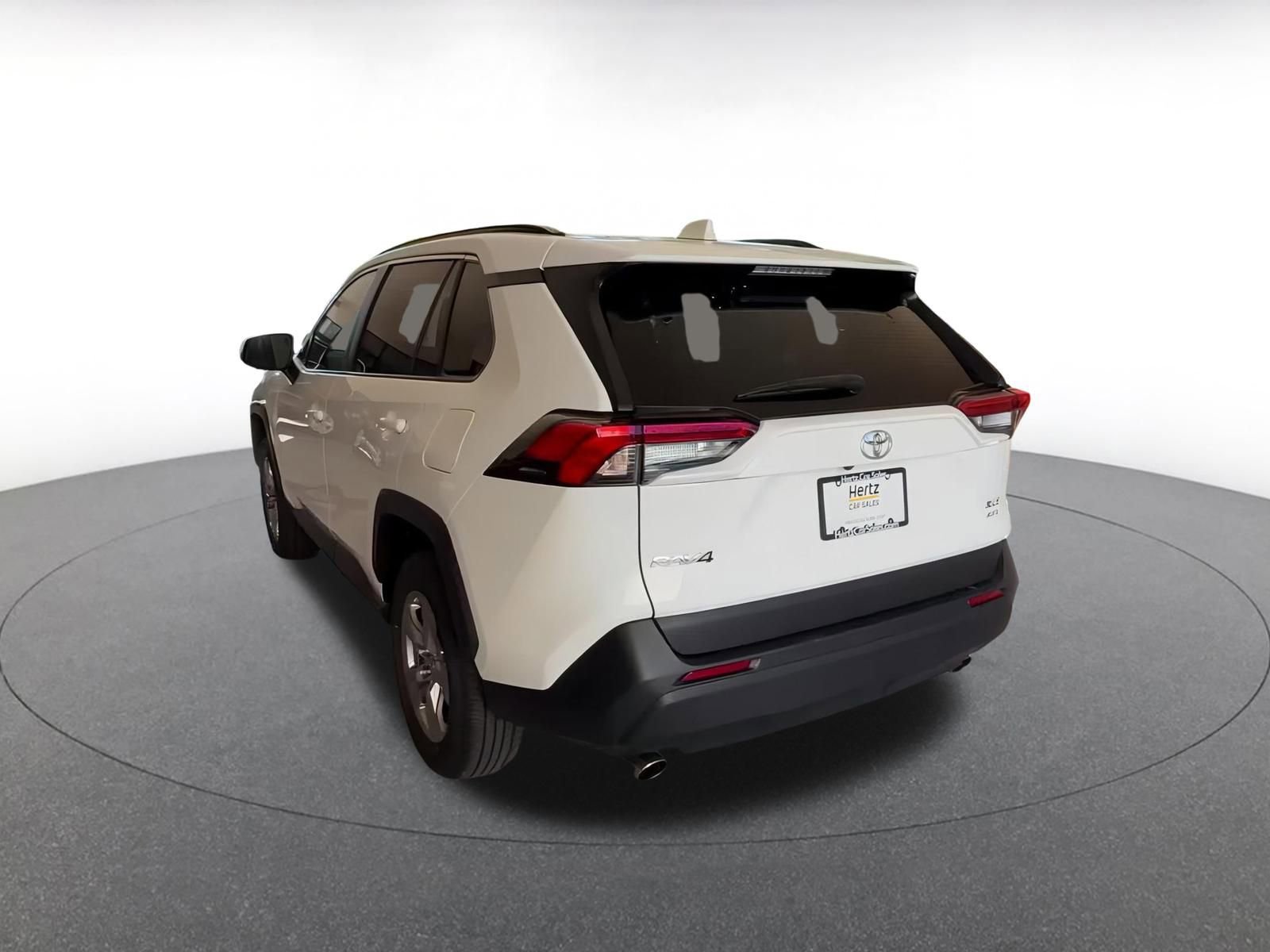 Thumbnail: 2025 Toyota RAV4 - 11