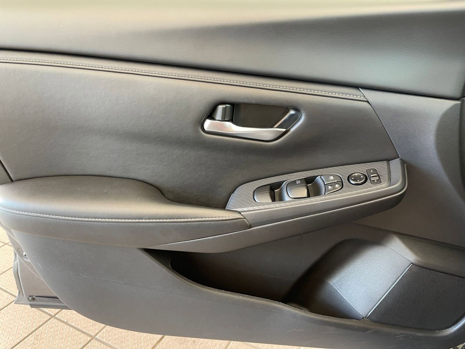 Thumbnail: 2025 Nissan Sentra - 18