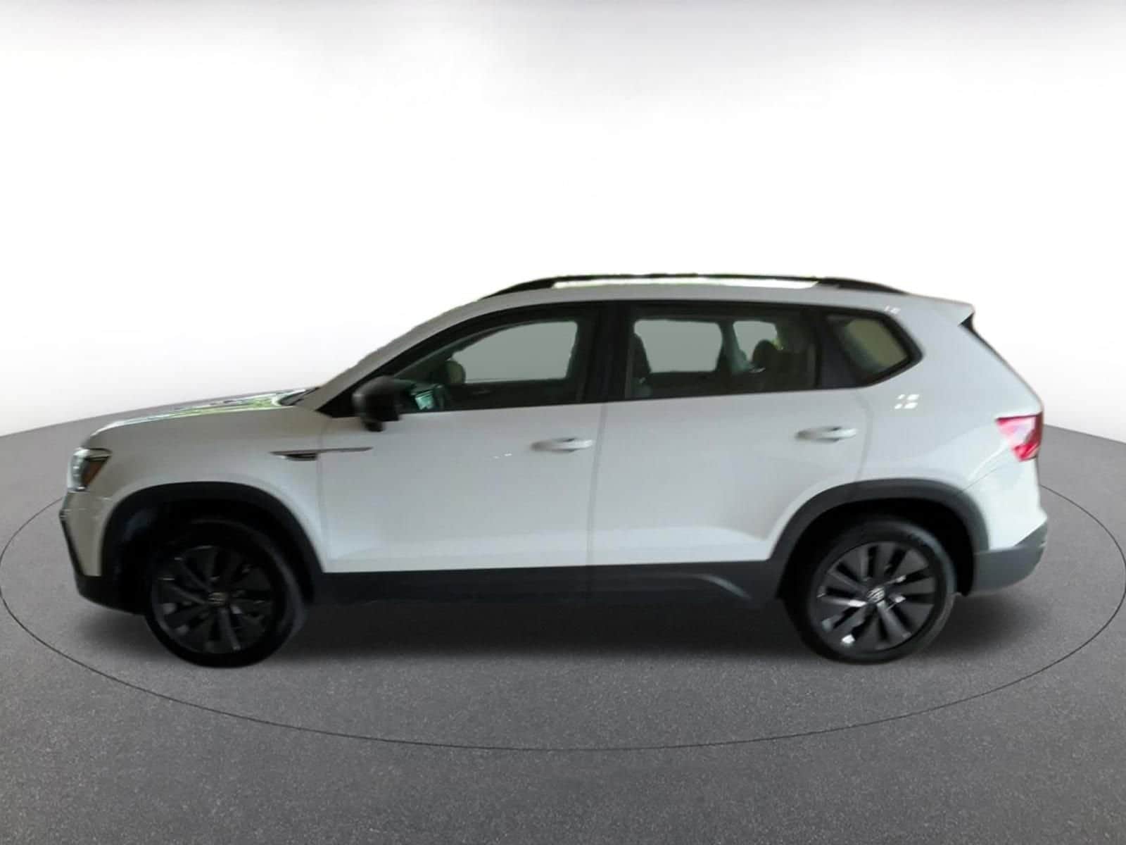 2024 Volkswagen Taos S 7