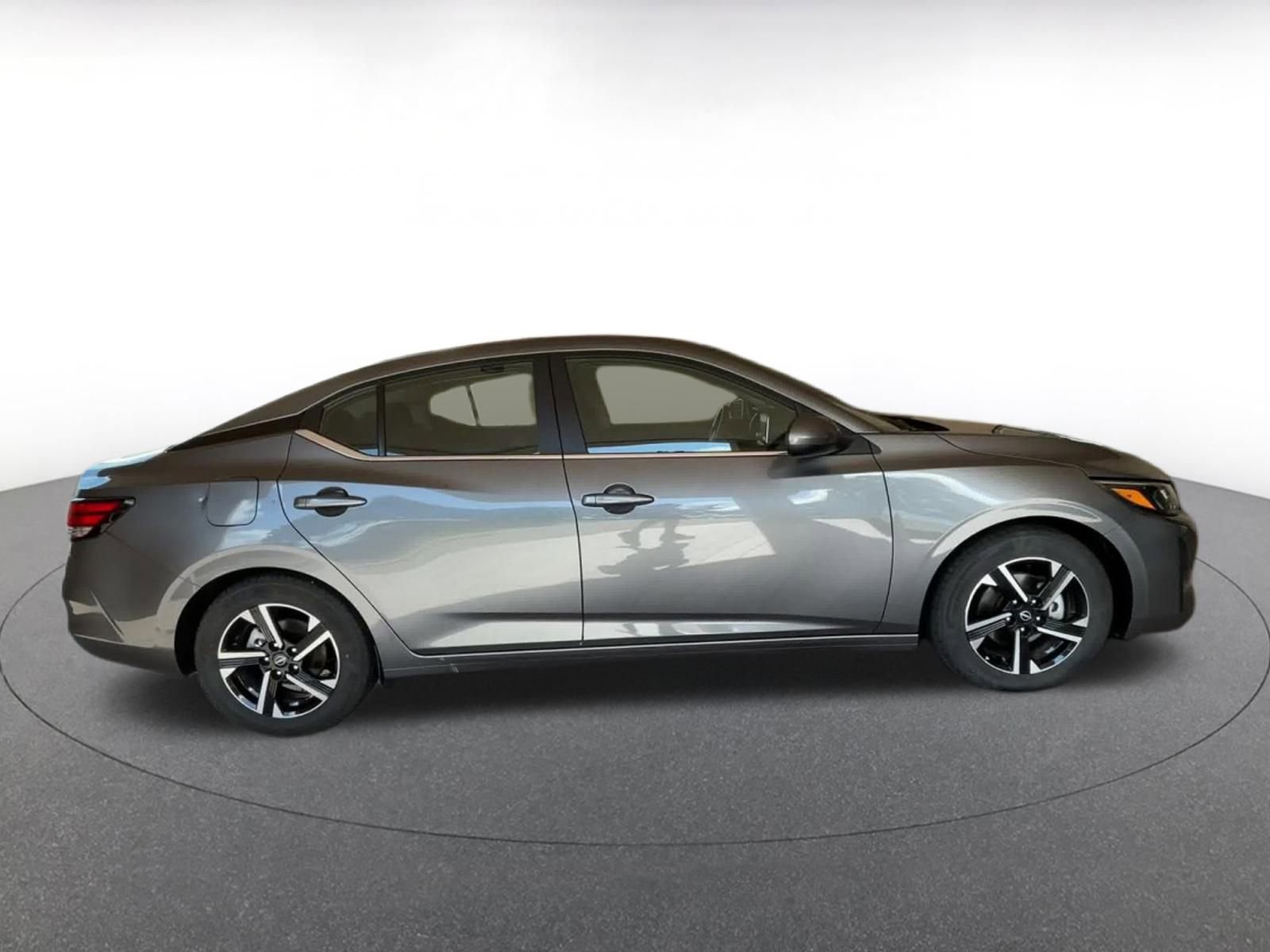 Thumbnail: 2025 Nissan Sentra - 16