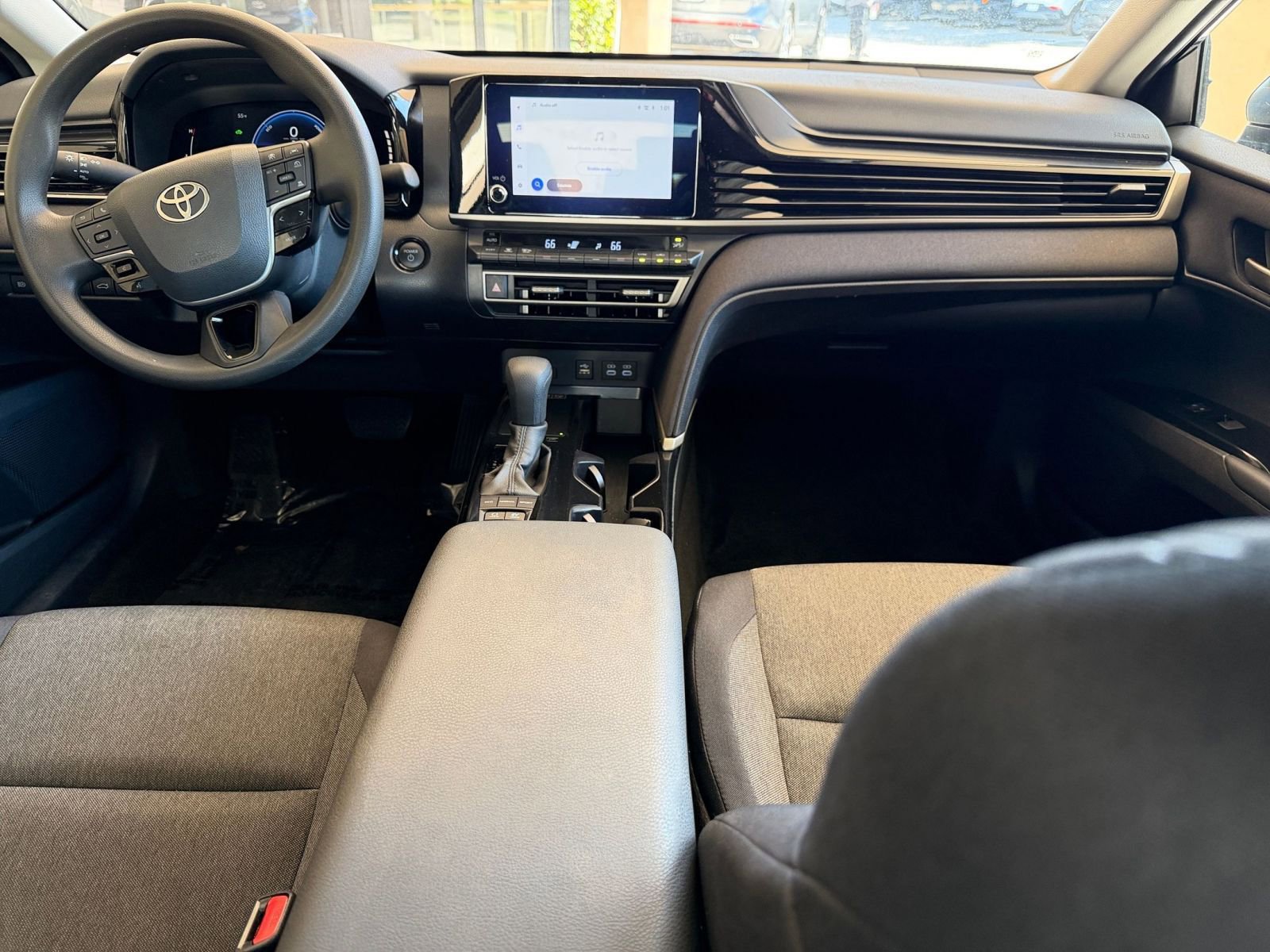 Thumbnail: 2025 Toyota Camry - 27