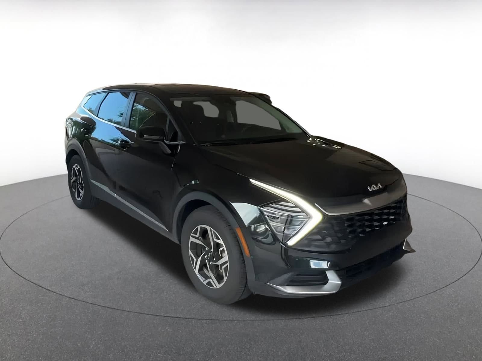 Thumbnail: 2024 Kia Sportage - 3