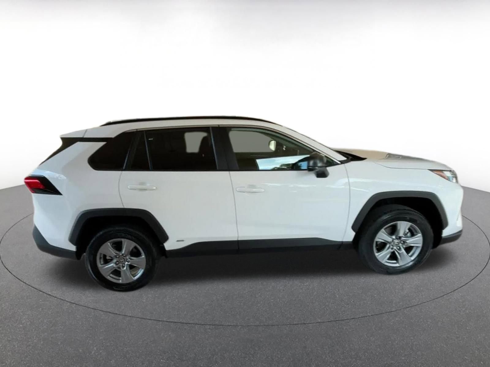 Thumbnail: 2025 Toyota RAV4 - 15