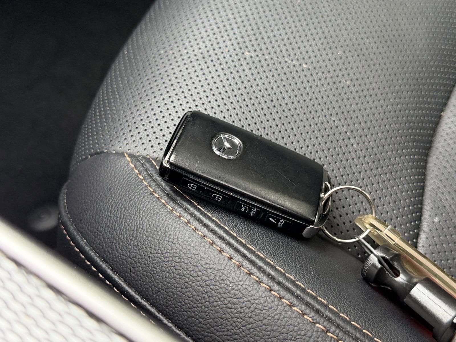 Thumbnail: 2025 Mazda CX-70 - 18