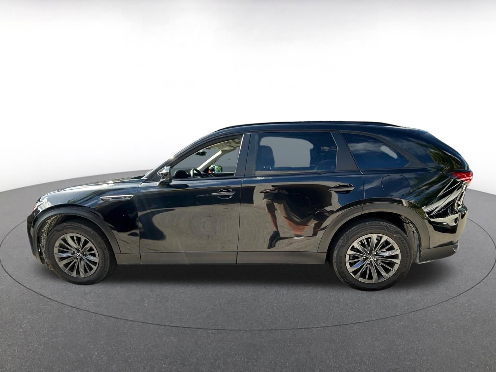 Thumbnail: 2025 Mazda CX-70 - 10