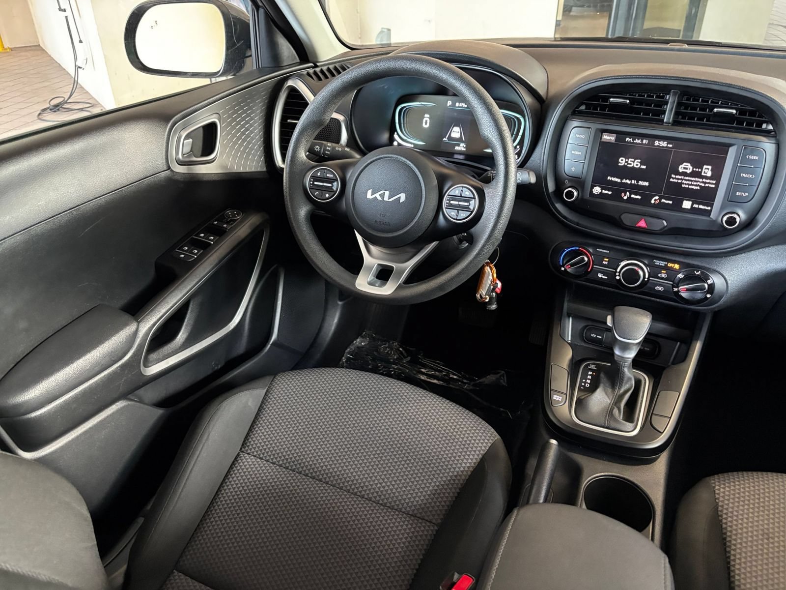 Thumbnail: 2025 Kia Soul - 32