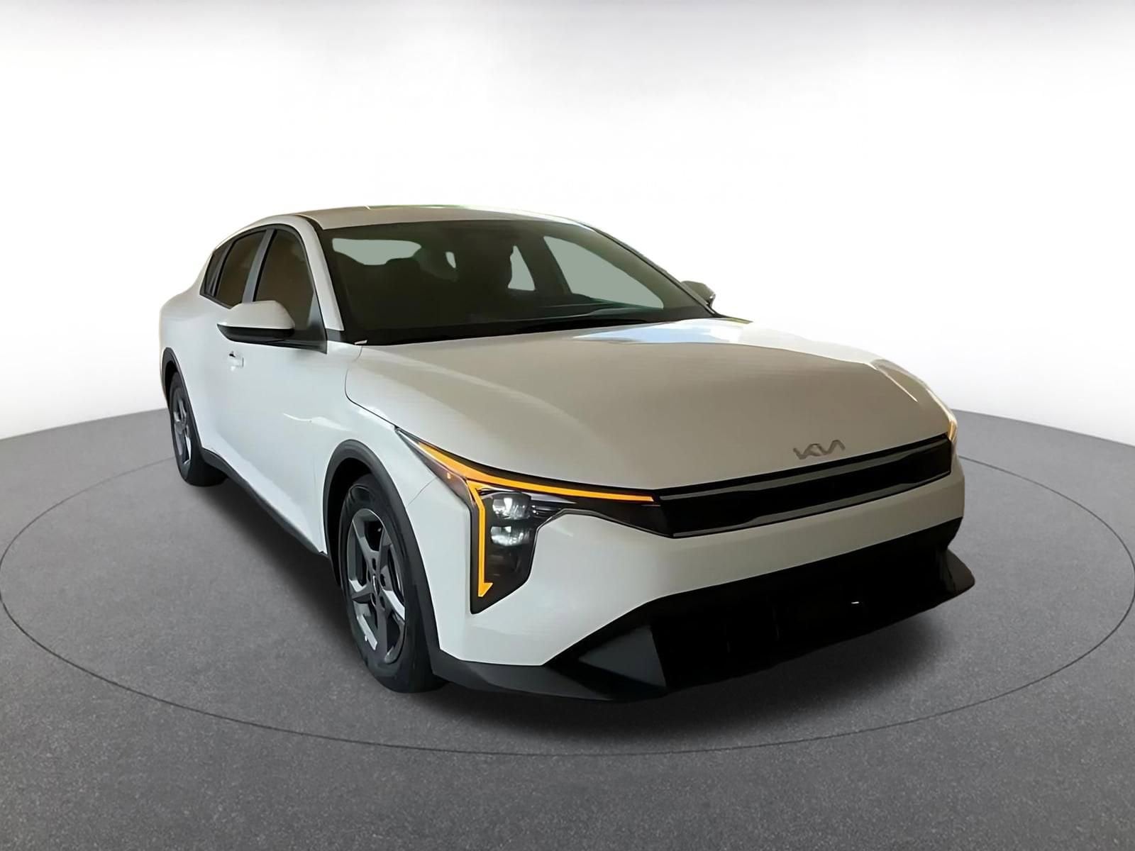 Thumbnail: 2025 Kia K4 - 3