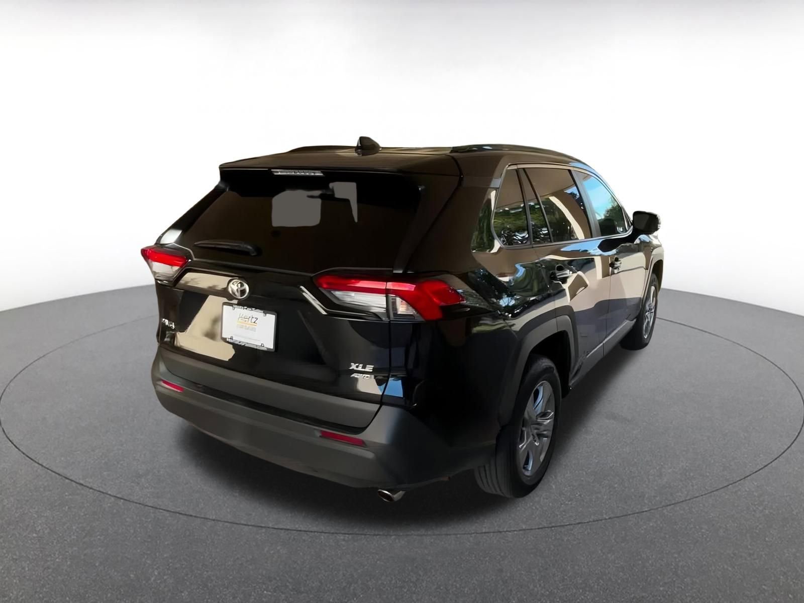 Thumbnail: 2025 Toyota RAV4 - 12