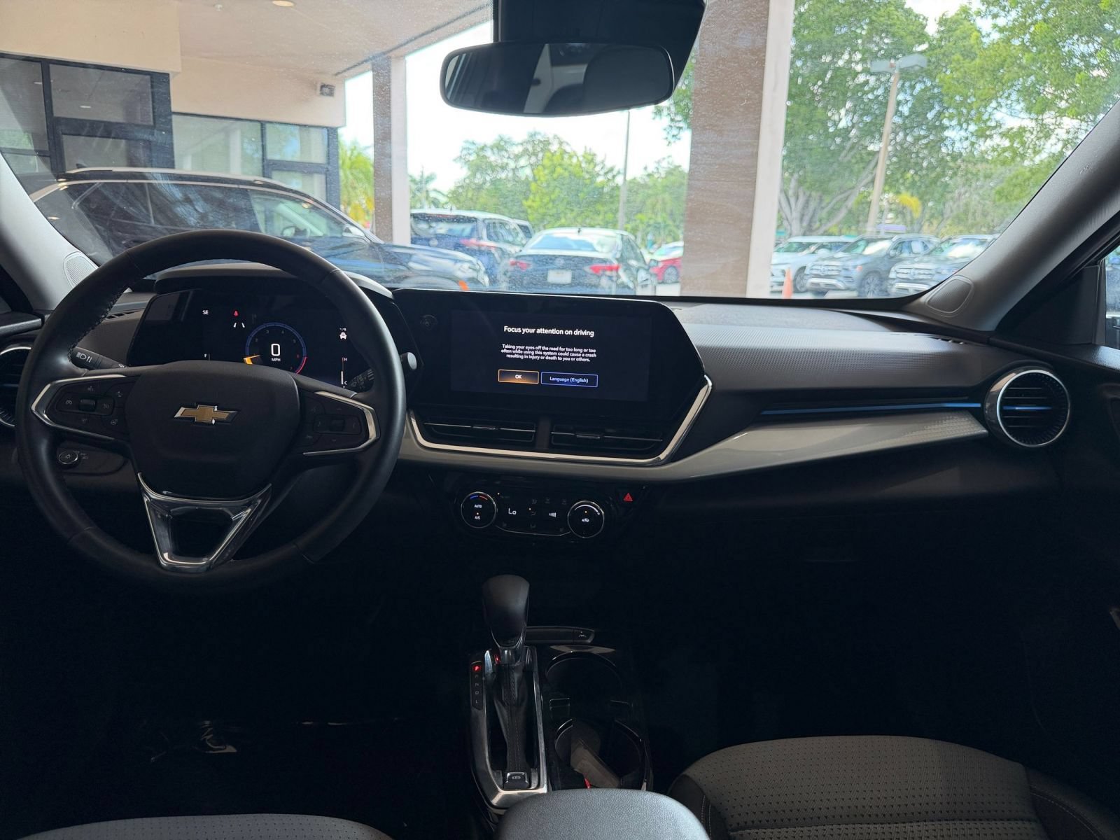 Thumbnail: 2025 Chevrolet Trax - 28